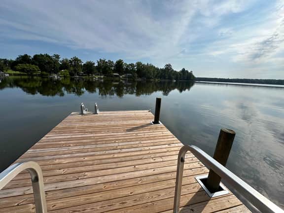 Saluda Lake Escape